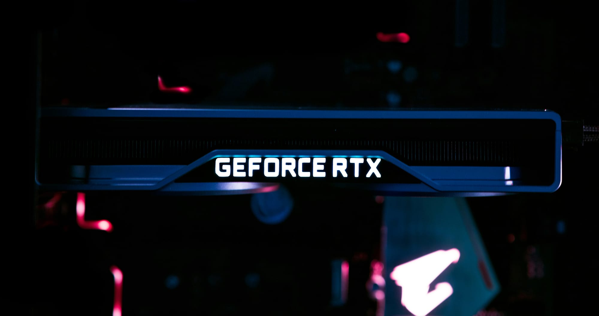La gpu de 600 que perdio contra la de 300